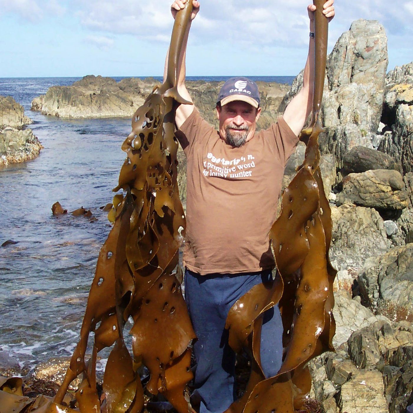 Steve-Lane-Collecting-Kelp